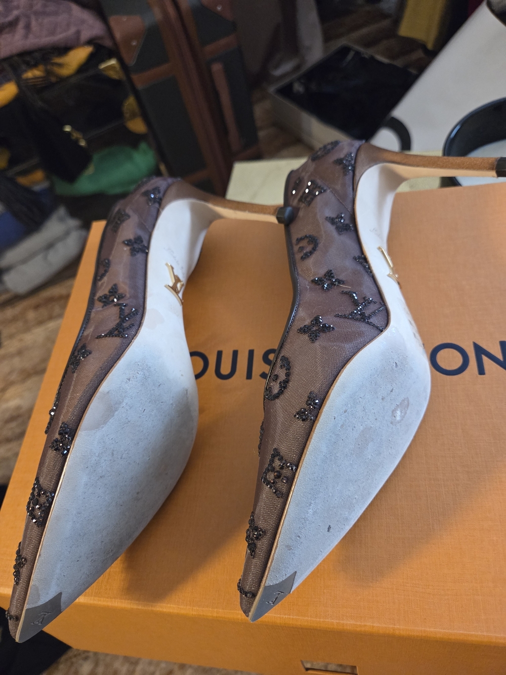 Authentic Louis Vuitton Brown Gala Pump - Picture 5 of 15